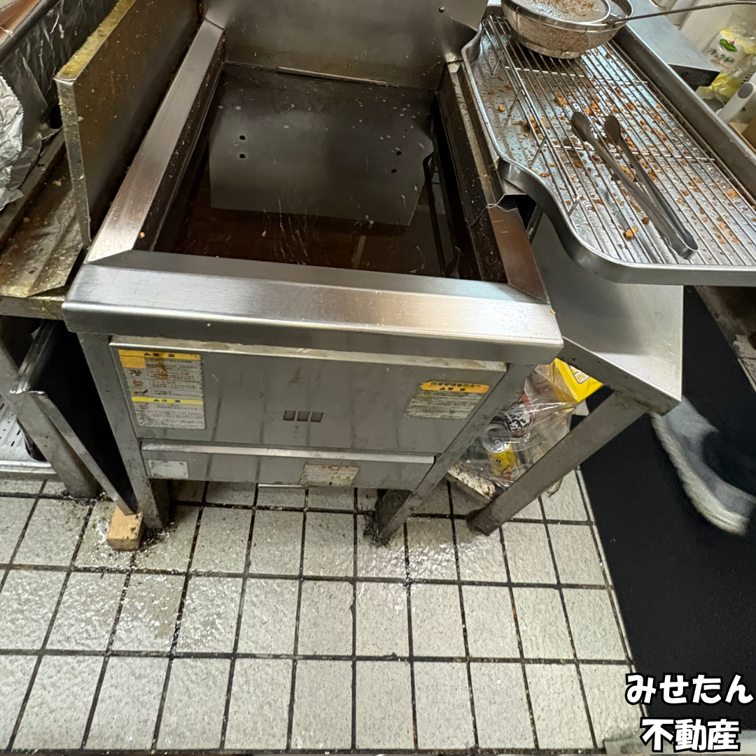 【譲渡代0円・ダムウェーター残置】阪急園田駅2分！1・2階路面の重飲食居抜き店舗（約34坪）